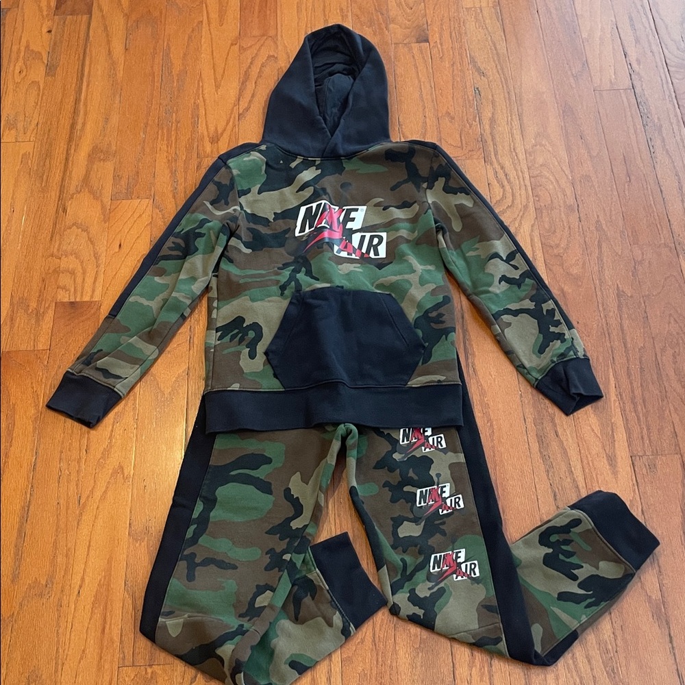 Nike Camo Hoodie and Joggers Set